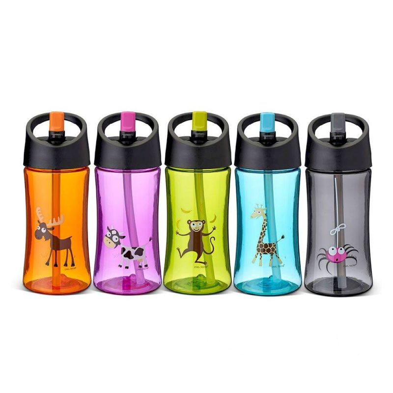 Botellas agua para niños. Criando